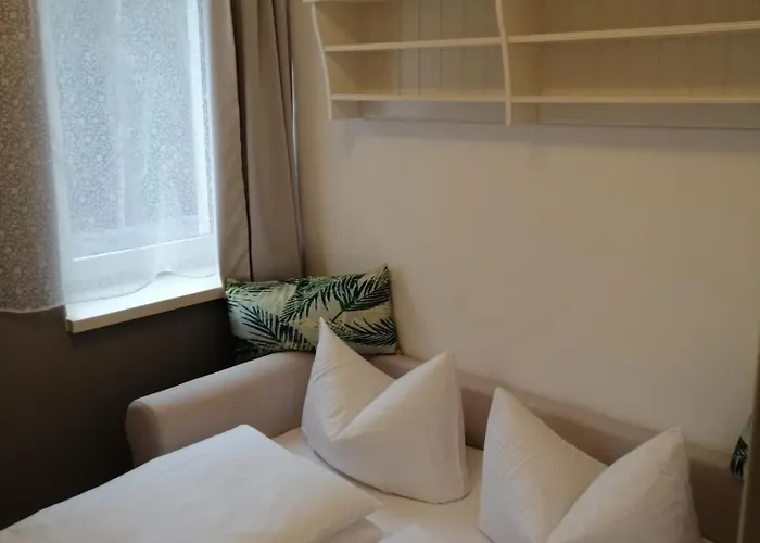 Bretthaeusl * Glashutte (Saxony)